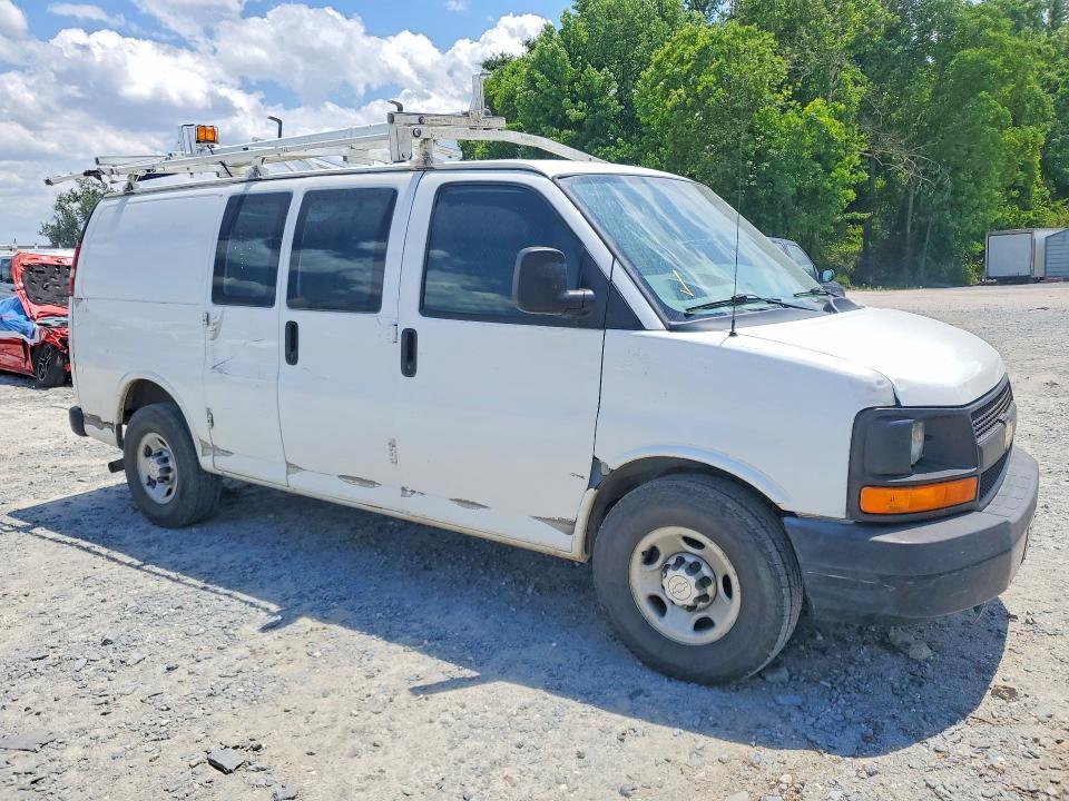 2016 Chevrolet Express G2500