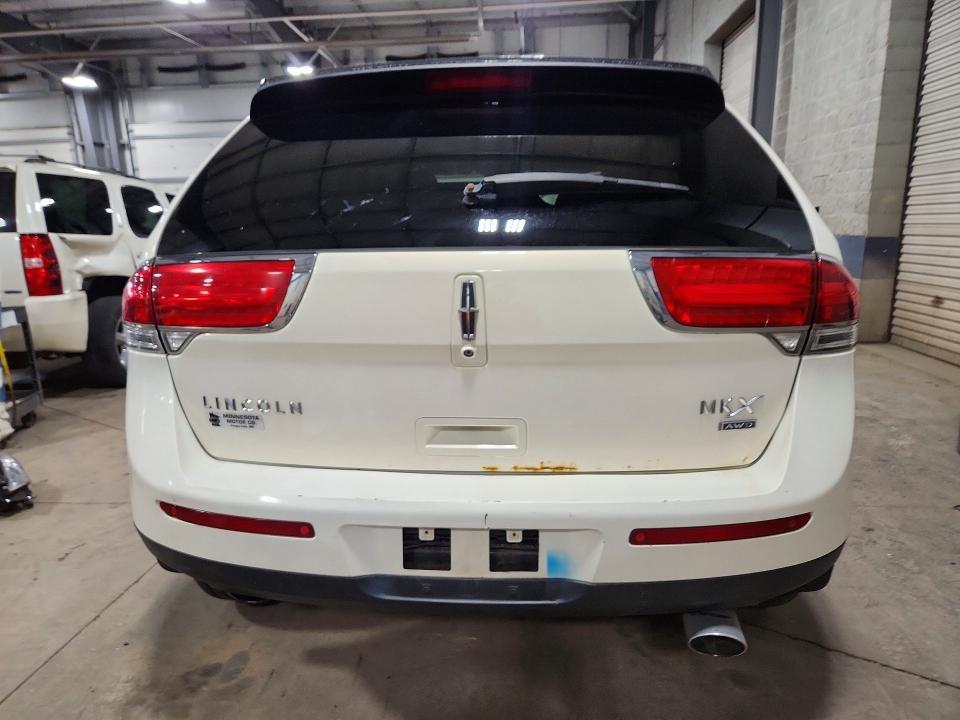 2012 Lincoln Townhouse MKX