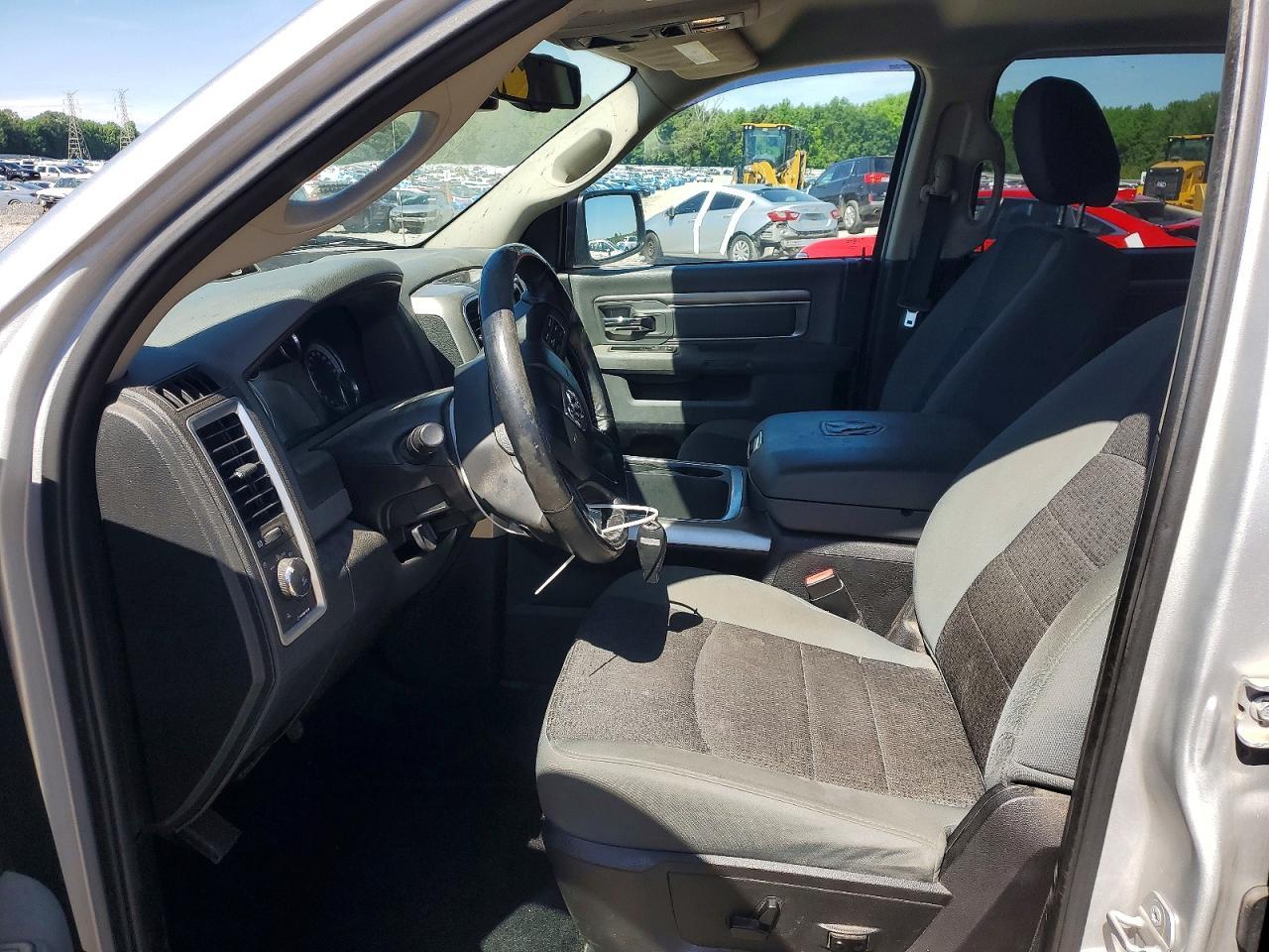 2016 Dodge RAM 1500 SLT