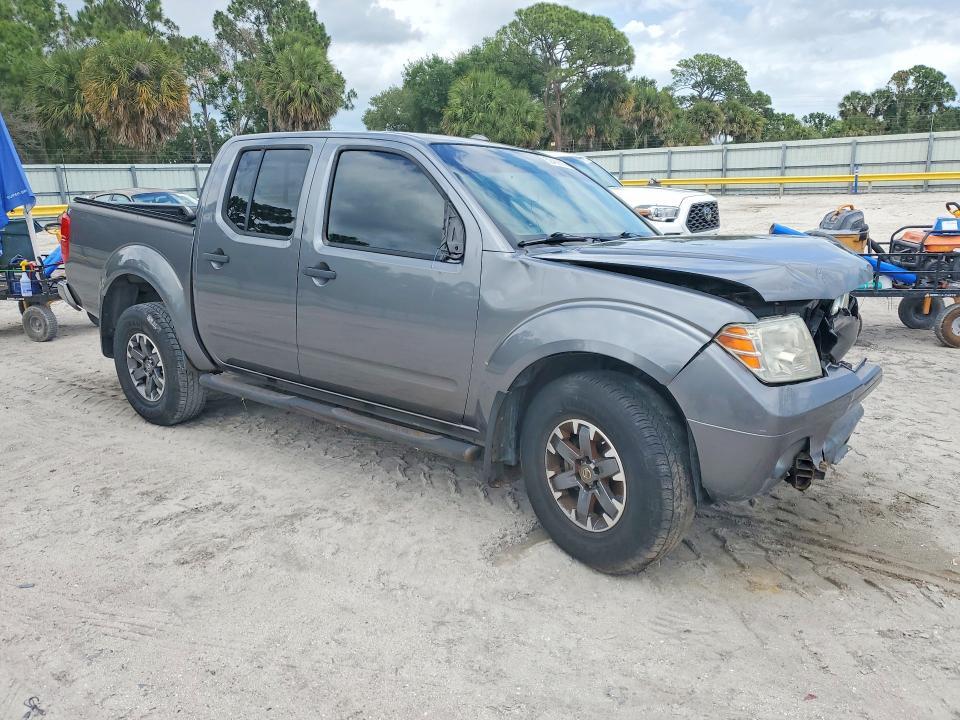 2018 Nissan Frontier Desert Runner