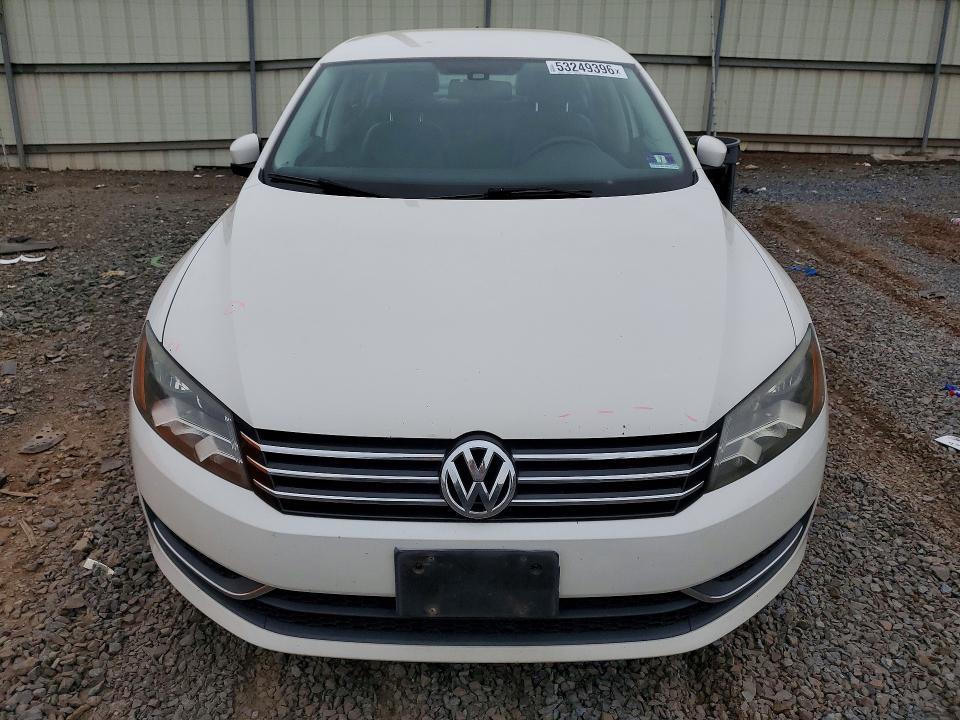 2013 Volkswagen Passat se