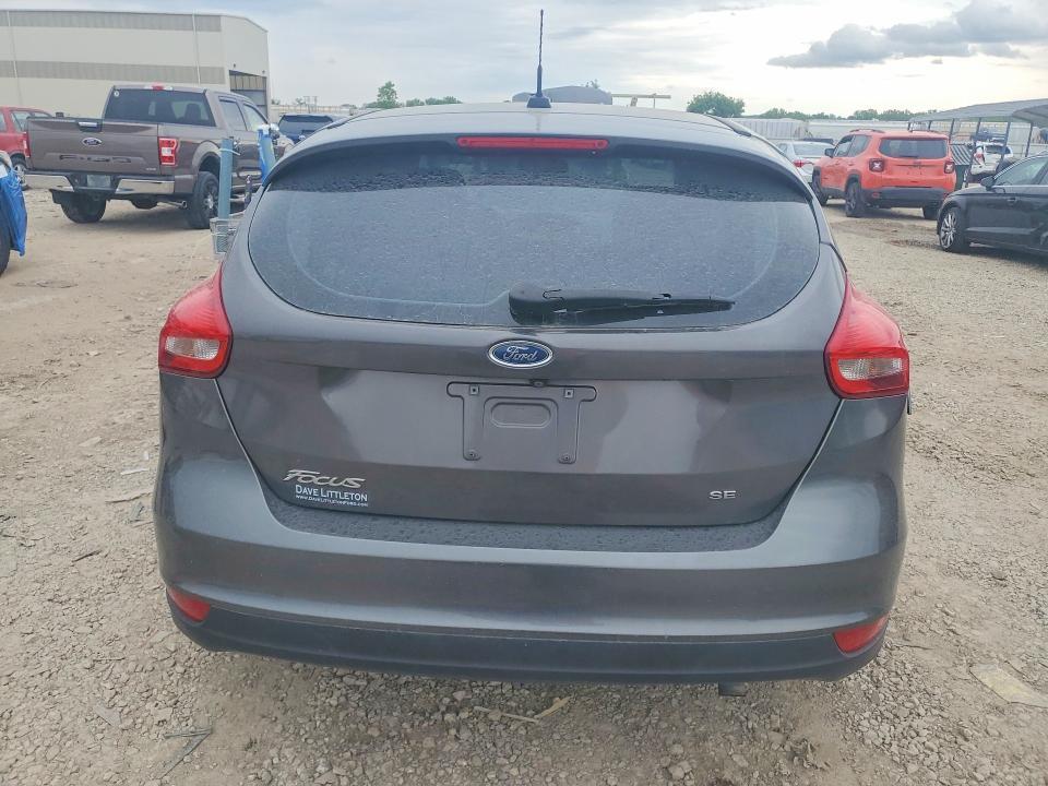 2015 Ford Focus se