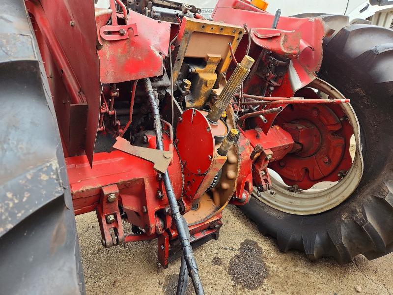 1983 False Harvester 584 / 2250