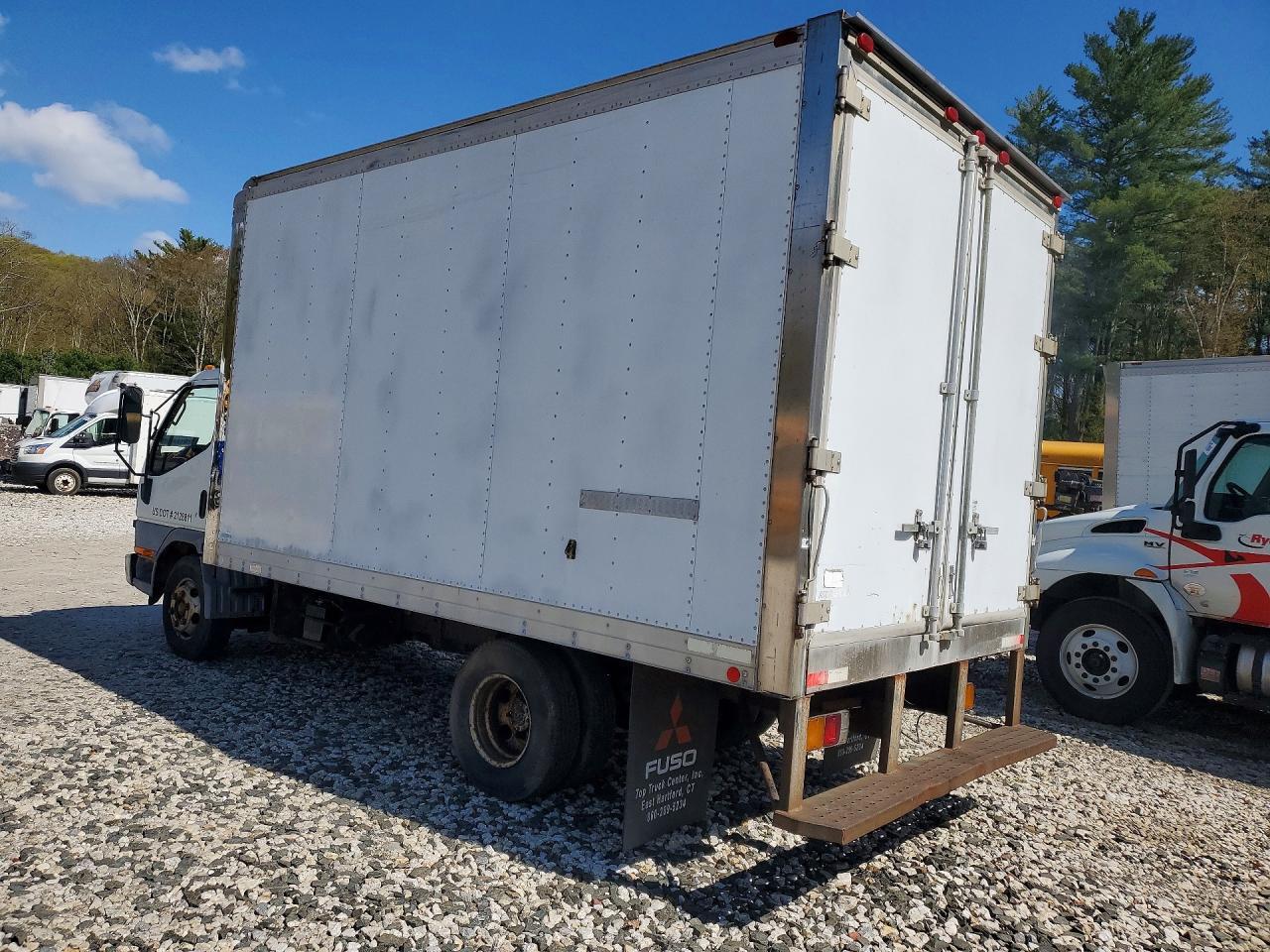 2001 Mitsubishi FE140