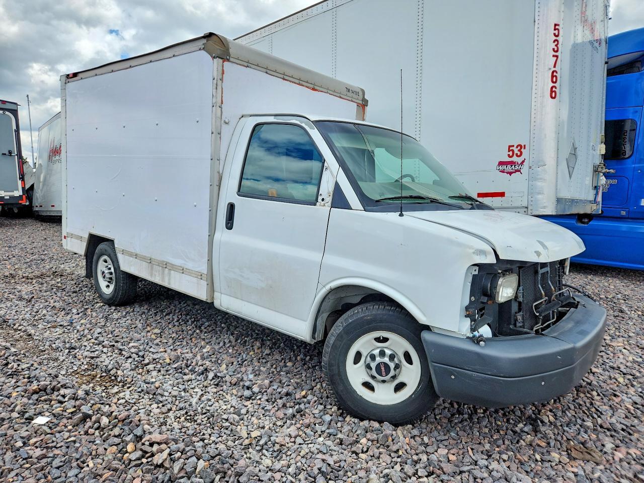 2013 GMC Savana BOX Truck