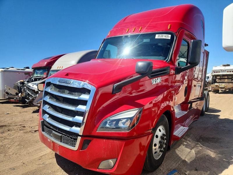 2021 Freightliner Cascadia 1-semi Truck
