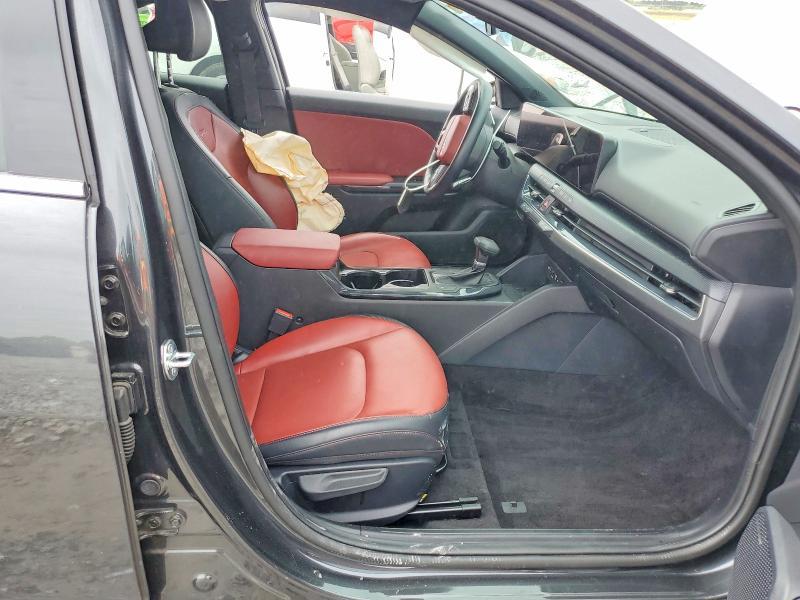 2025 KIA K4 gt Line