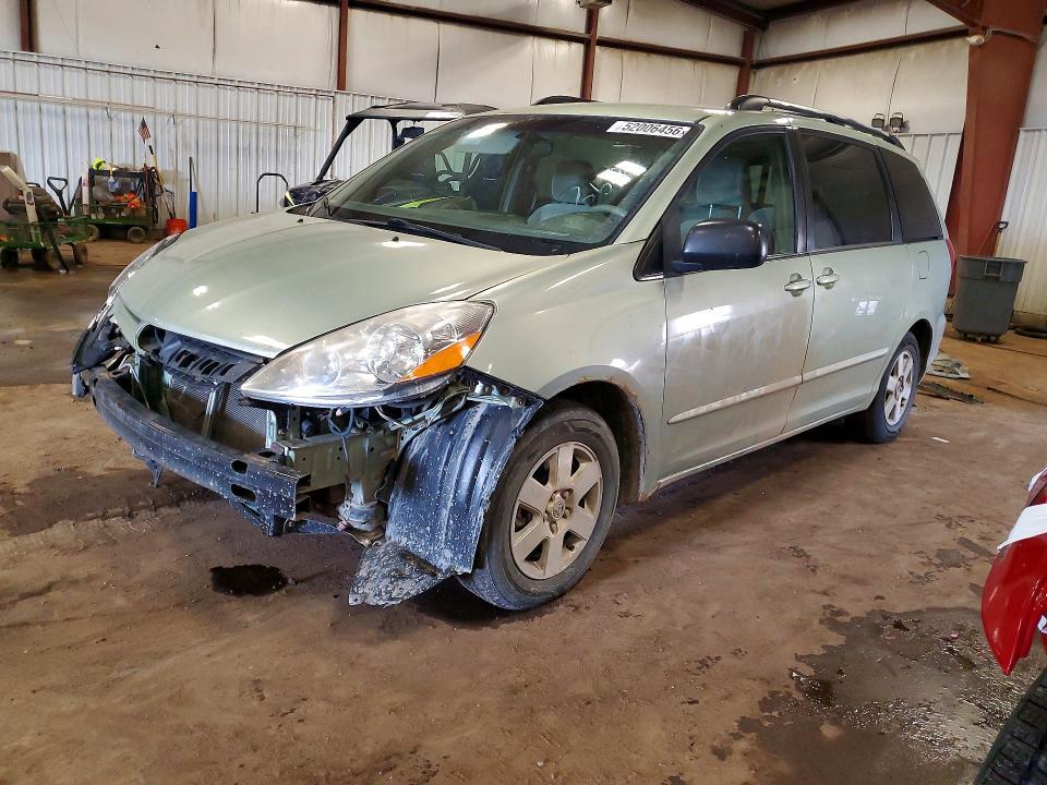 2009 Toyota Sienna le 7-passenger