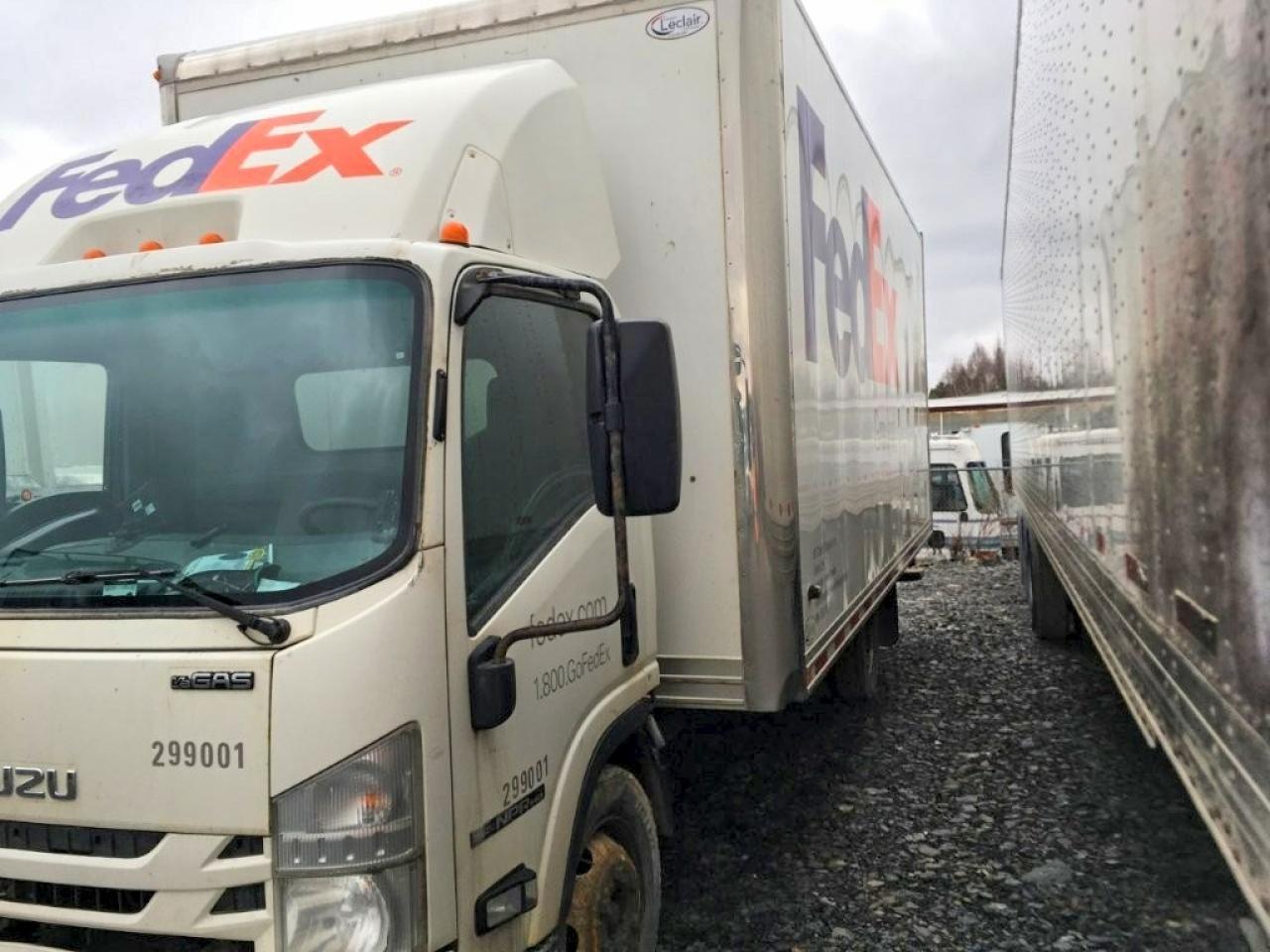 2021 Isuzu NPR HD
