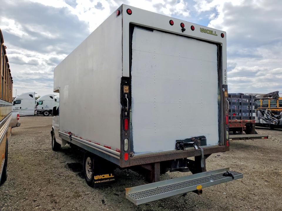 2020 Chevrolet Express BOX Truck