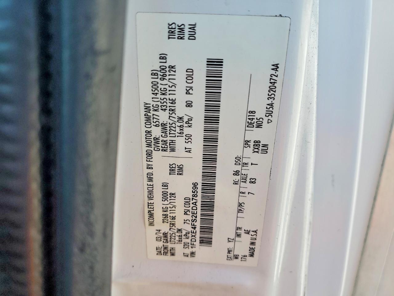 2014 Ford Econoline E450 Super Duty Cutaway Van