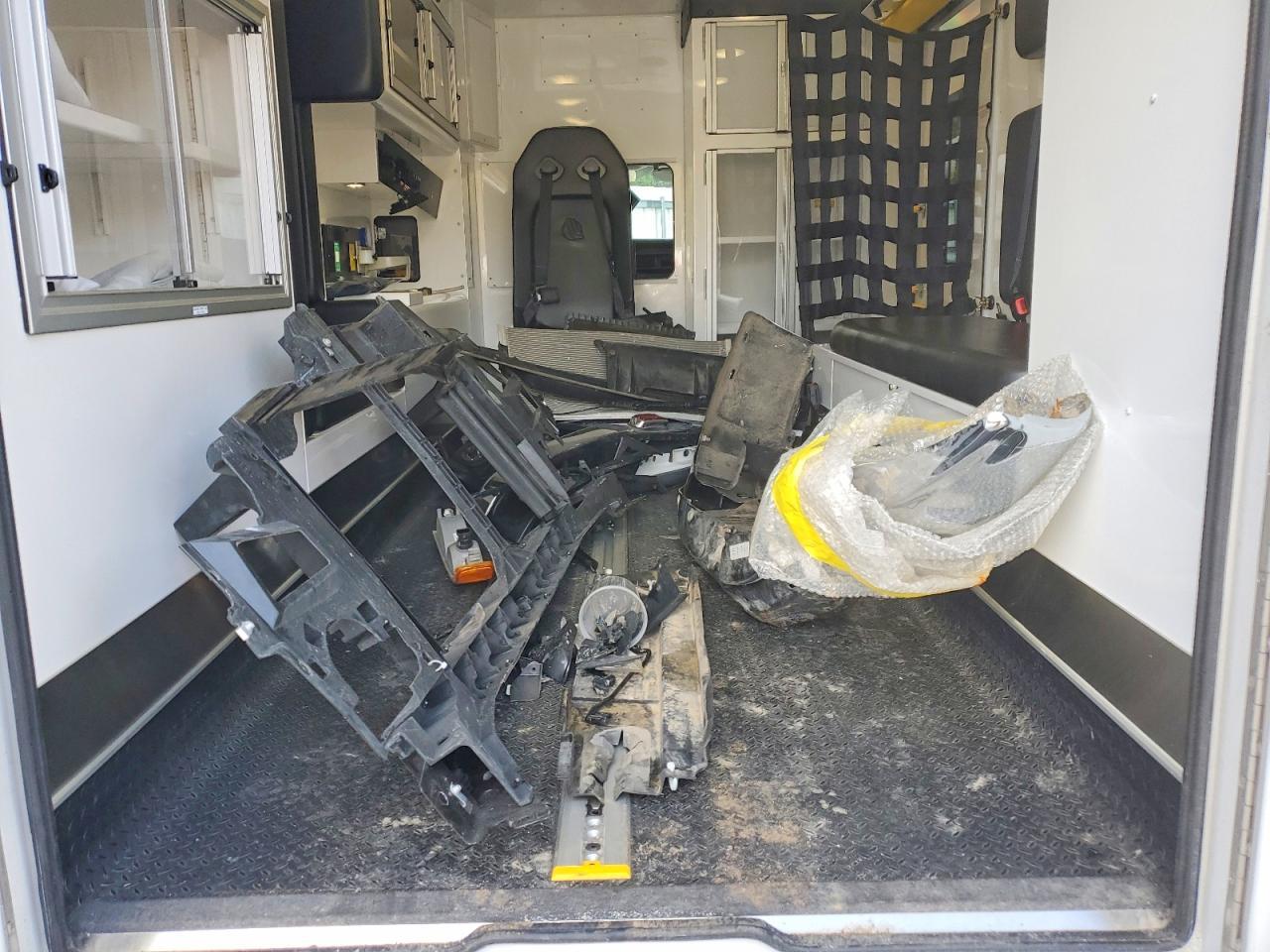 2024 Chev Rolet 3500-Ambulance