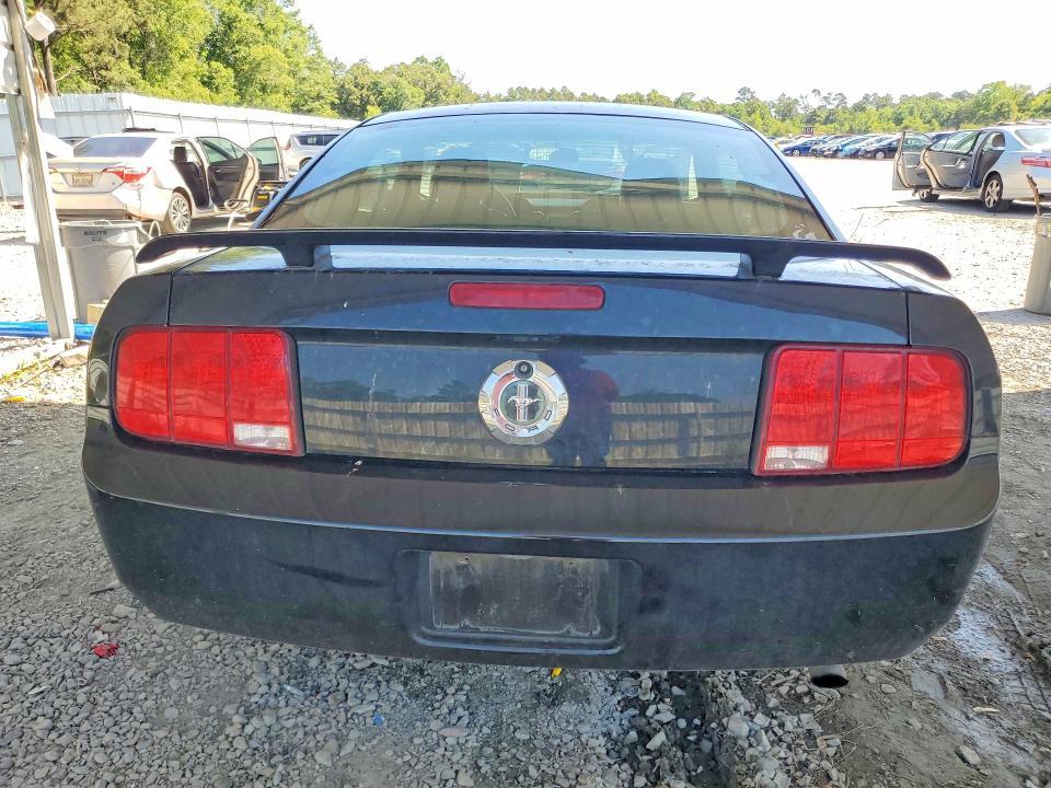 2005 Ford Mustang