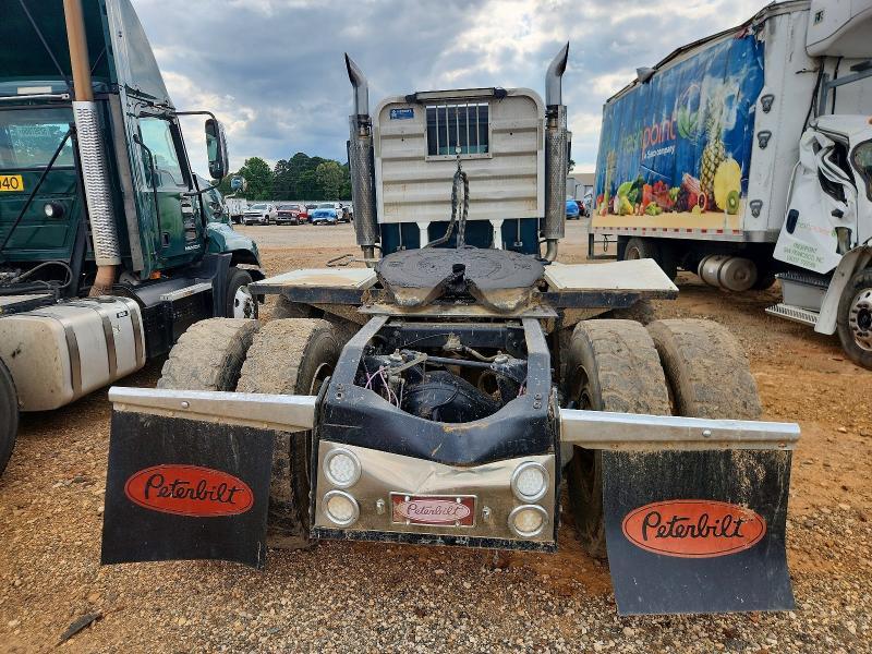 2007 Peterbilt 379 Semi Truck
