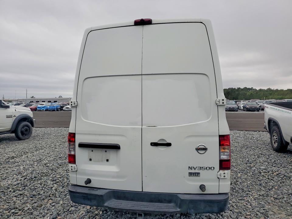2014 Nissan NV 2500 HD S