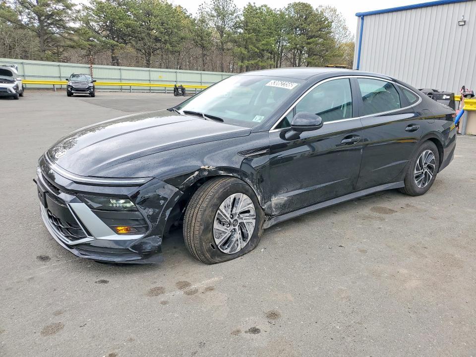 2026 Hyundai Sonata Hybrid Blue