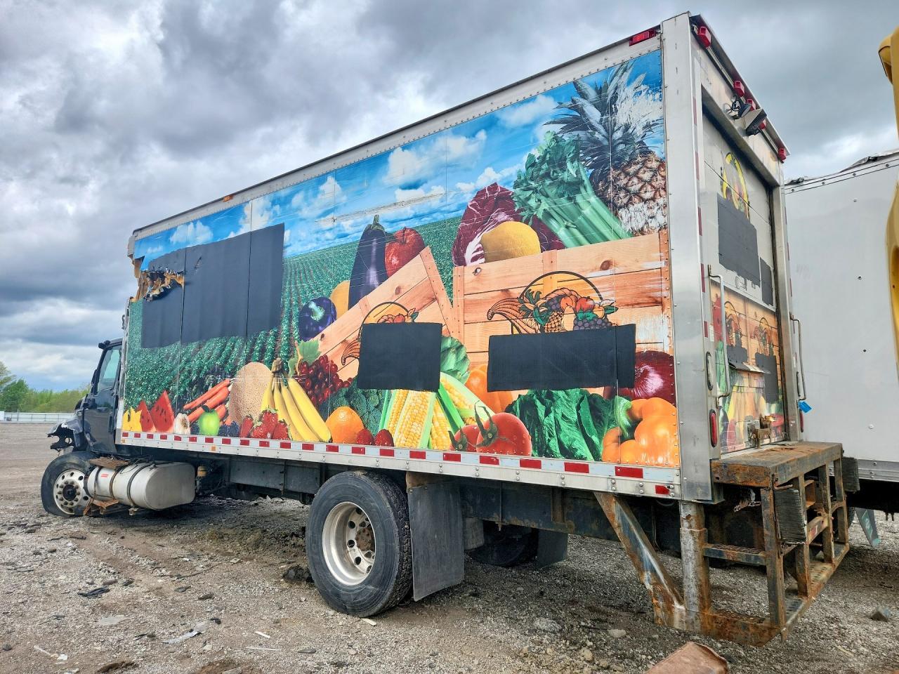 2020 International MV607-BOX Truck