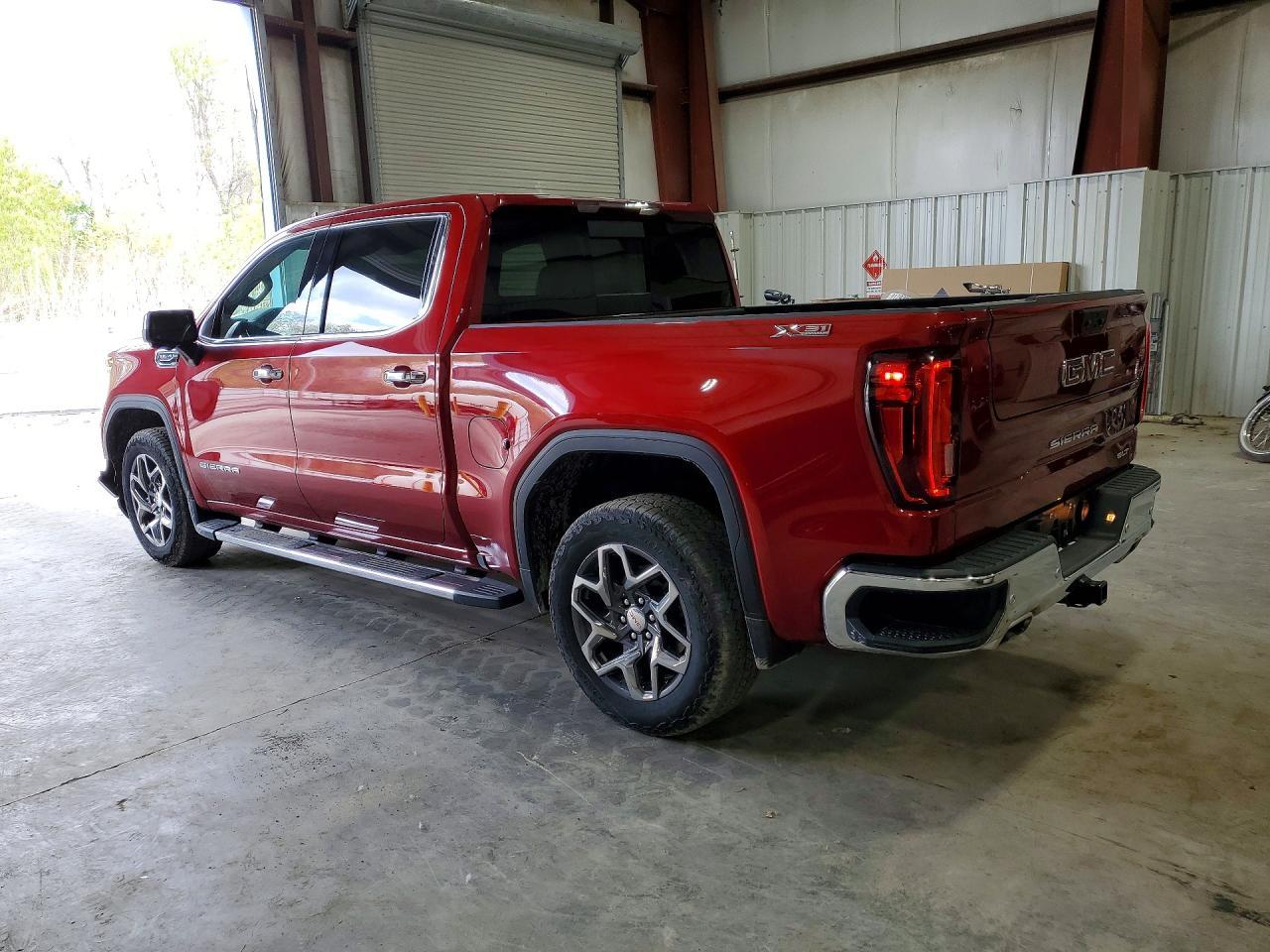 2024 GMC Sierra K1500 SLT