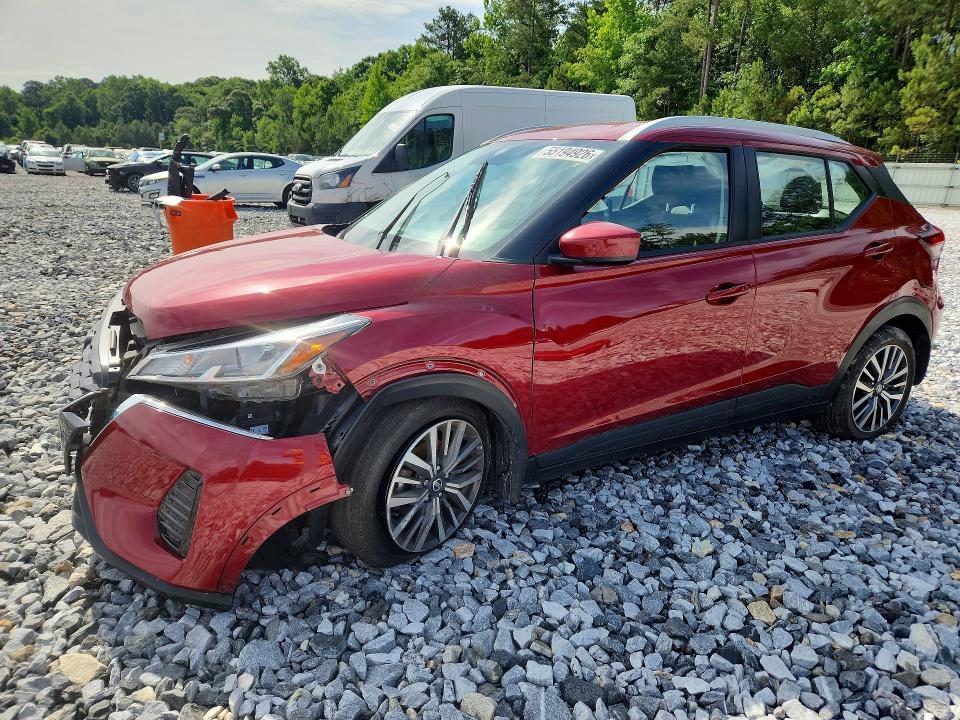 2021 Nissan Kicks sv