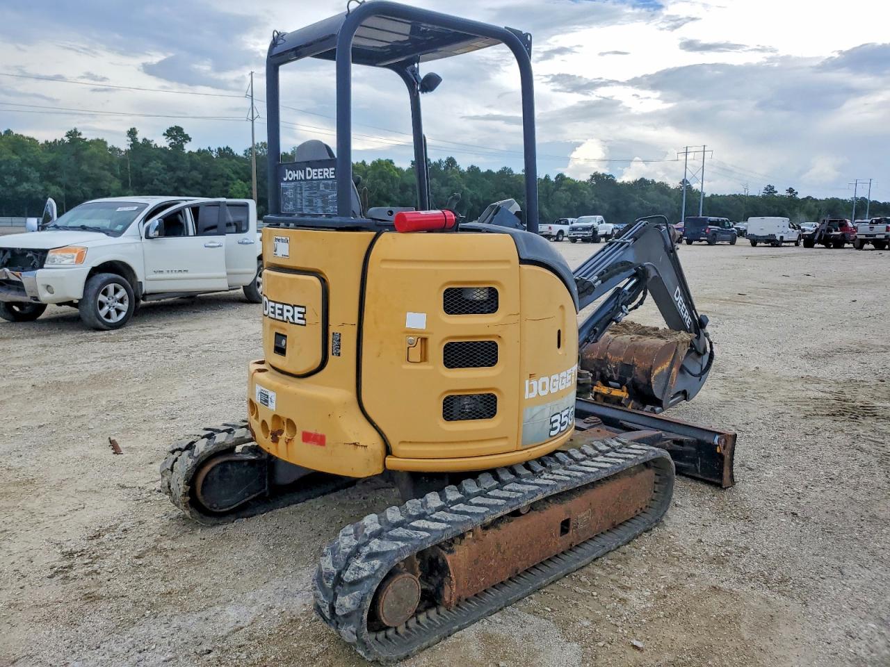 2015 John Deere Industrial Equipment