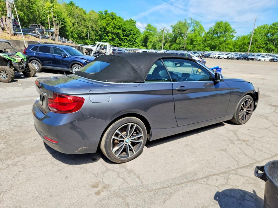 2020 BMW 230xi