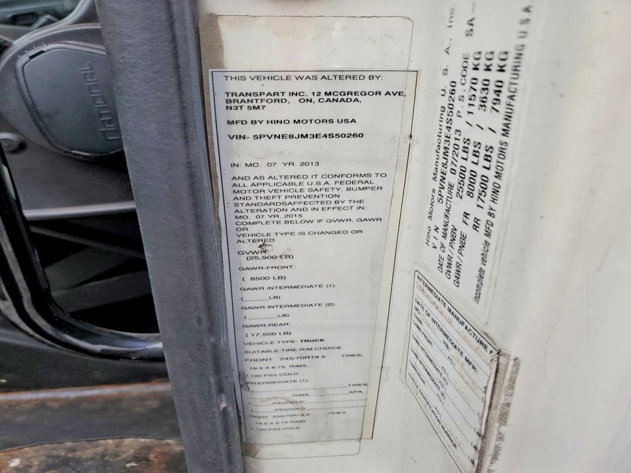 2014 Hino 258/268 BOX Truck