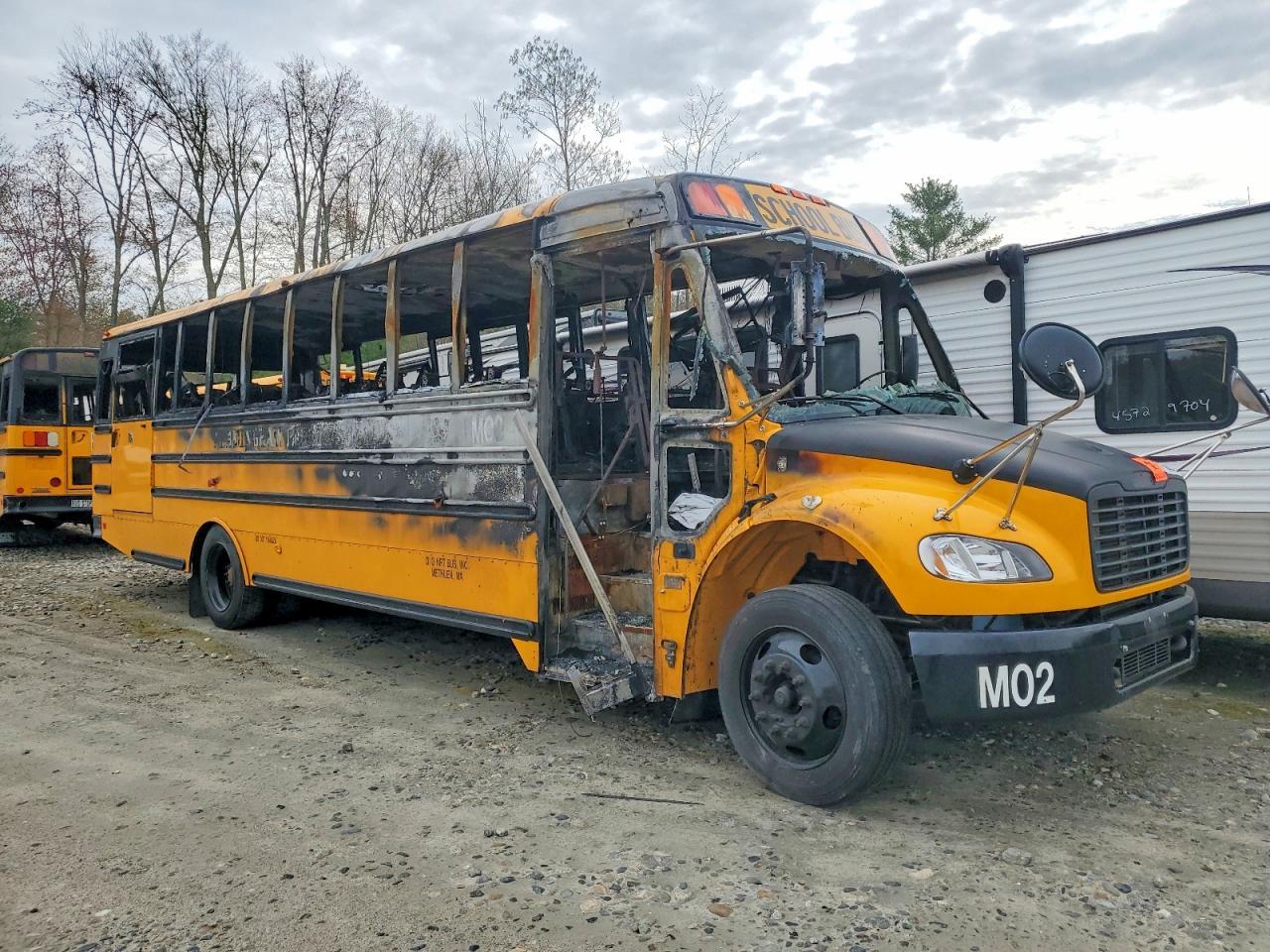 2022 Freightliner Chassis B2B