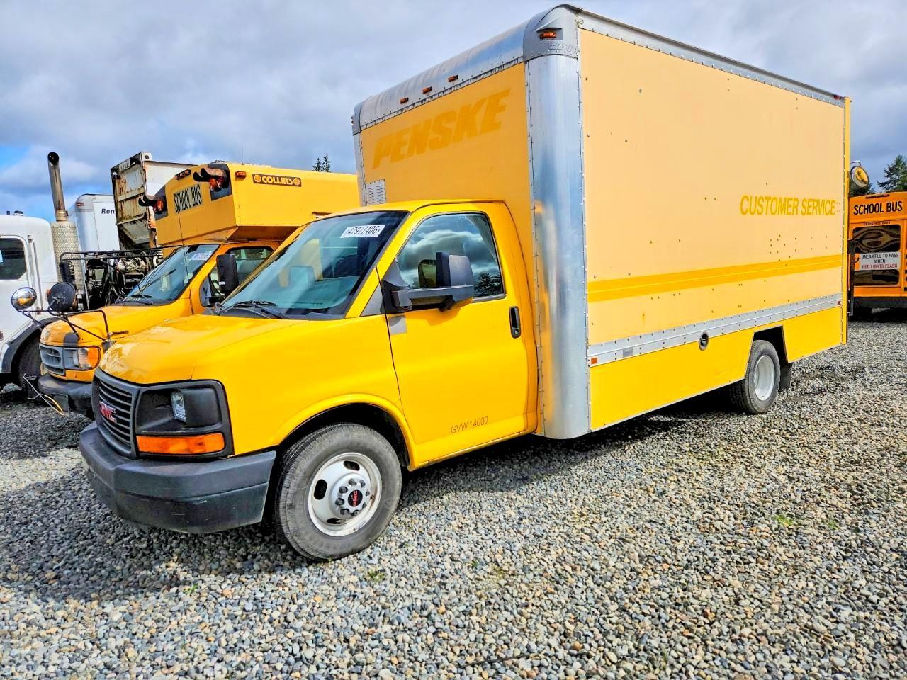 2011 GMC Savana BOX Truck