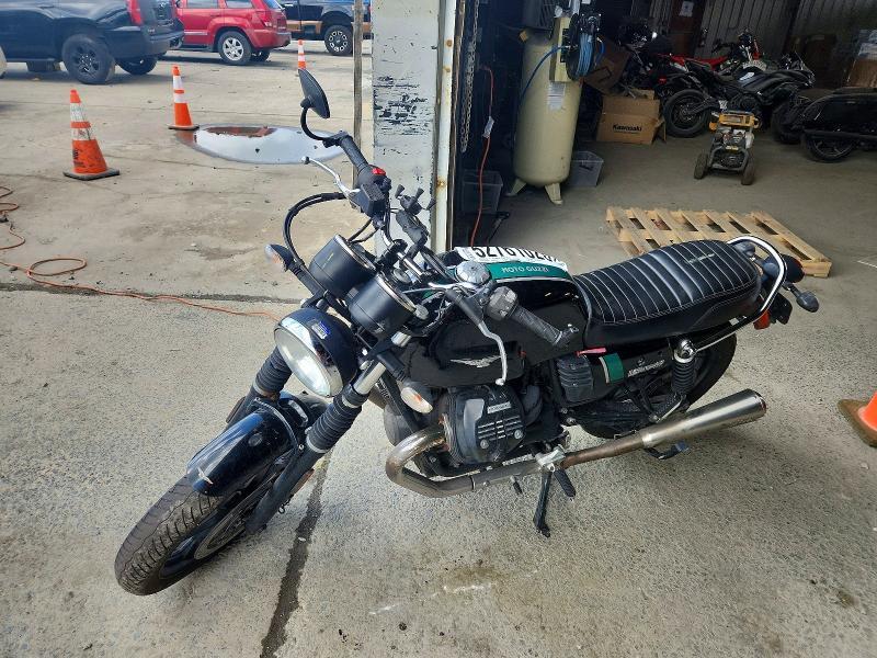 2017 Moto Guzzi V7 III Special