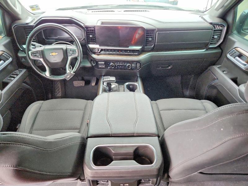 2025 Chevrolet Silverado C1500 LT