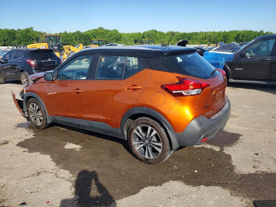 2020 Nissan Kicks sv
