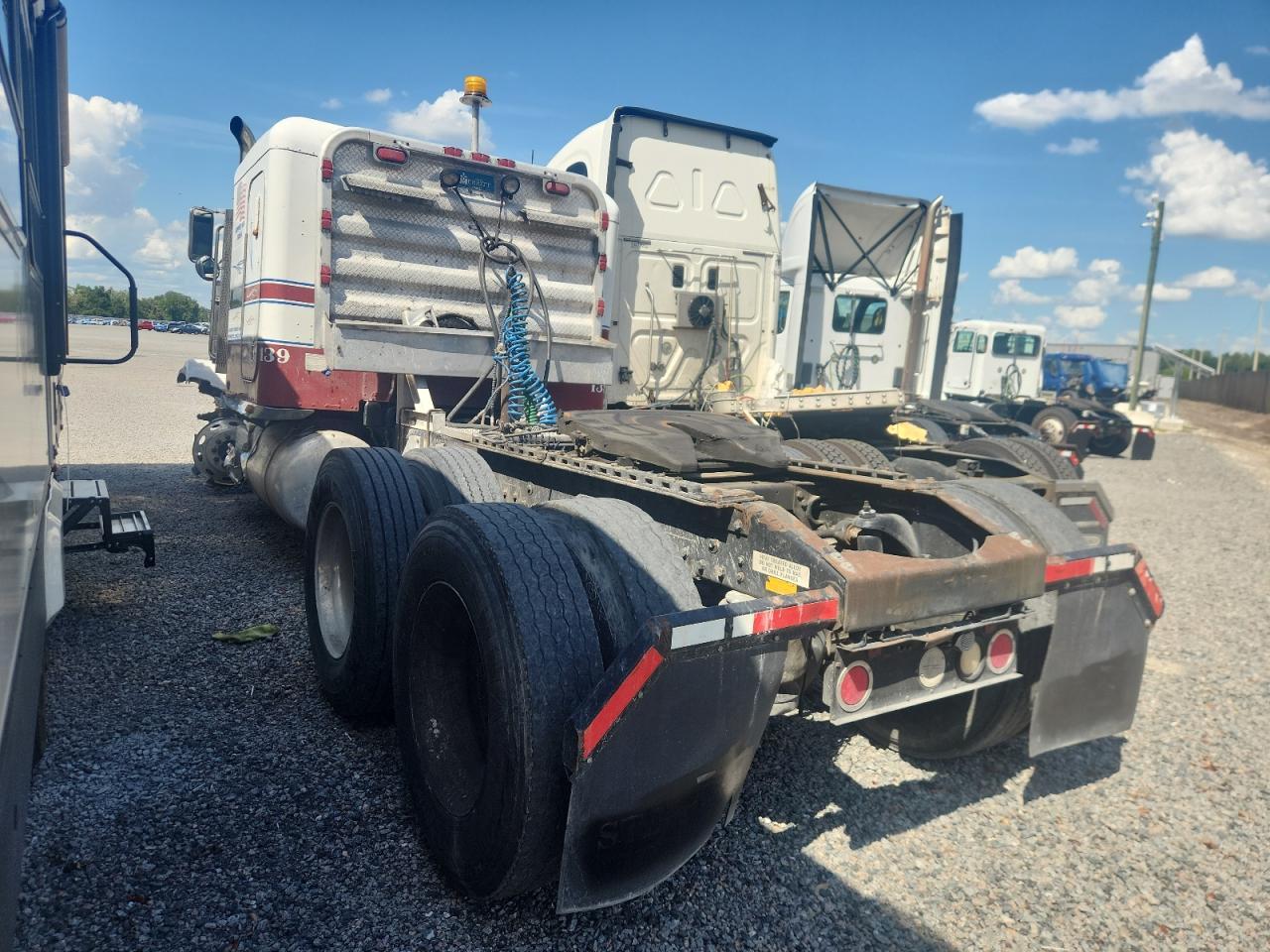 1999 Peterbilt 378 Semi Truck