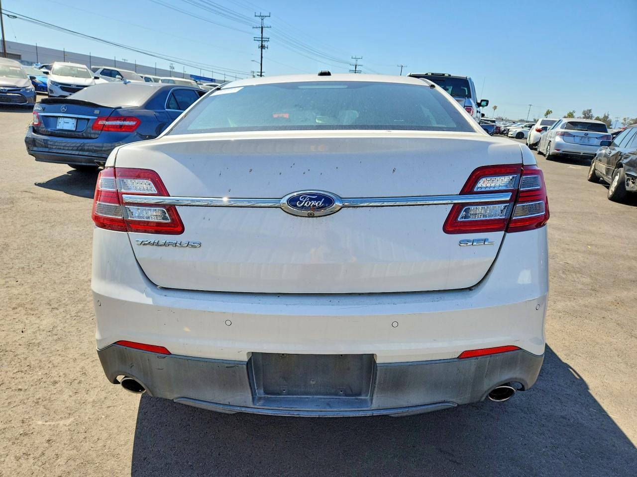 2015 Ford Taurus sel
