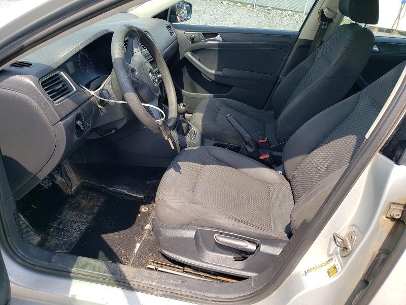 2011 Volkswagen Jetta Base