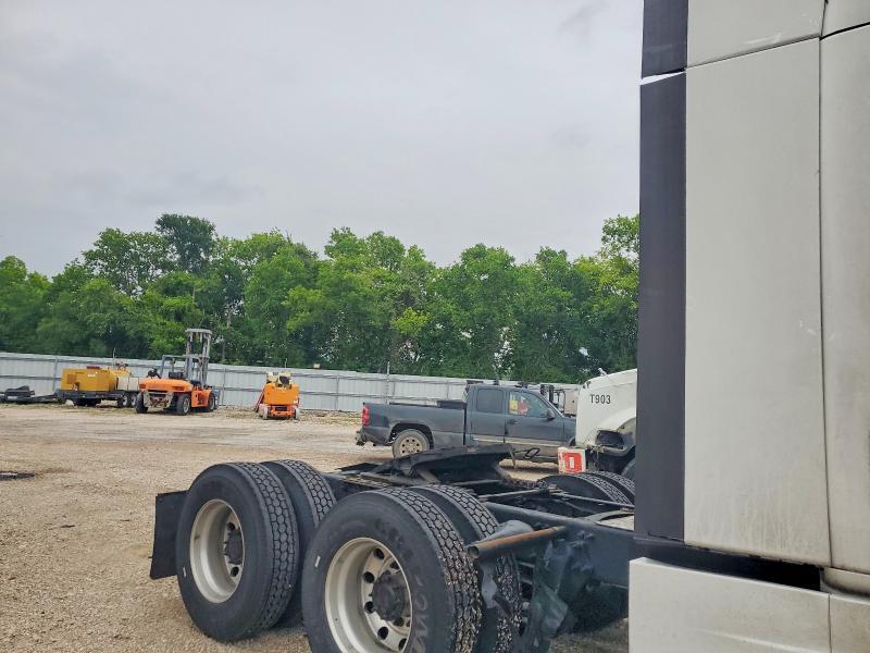 2016 Freightliner Cascadia 125 Semi Truck