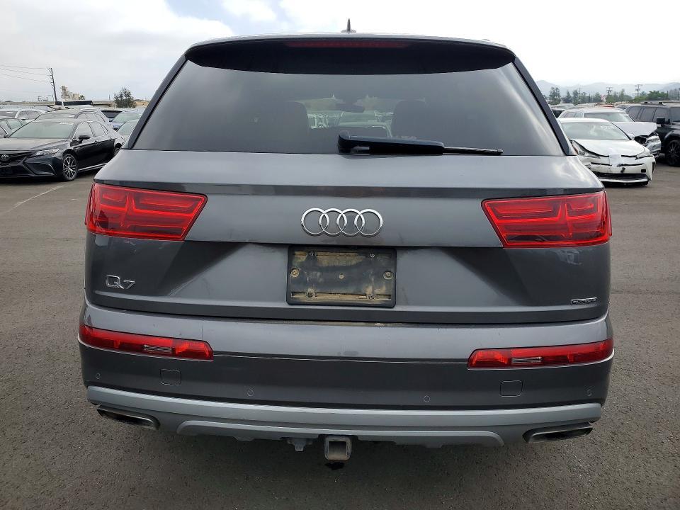 2019 Audi Q7 Premium Plus