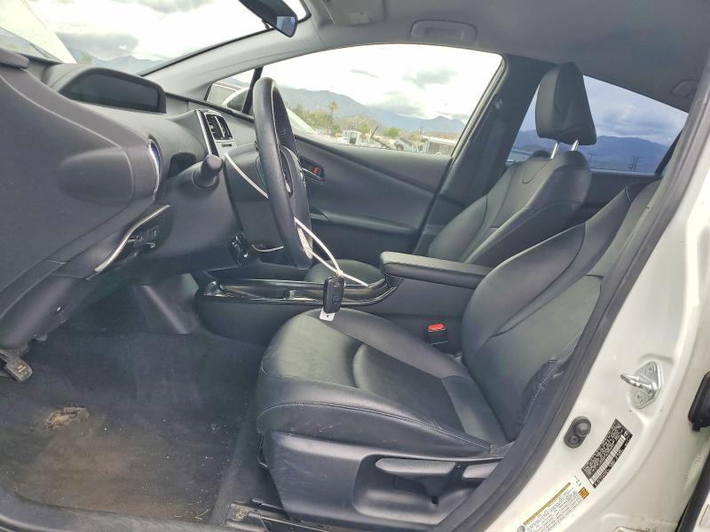 2016 Toyota Prius Three Touring