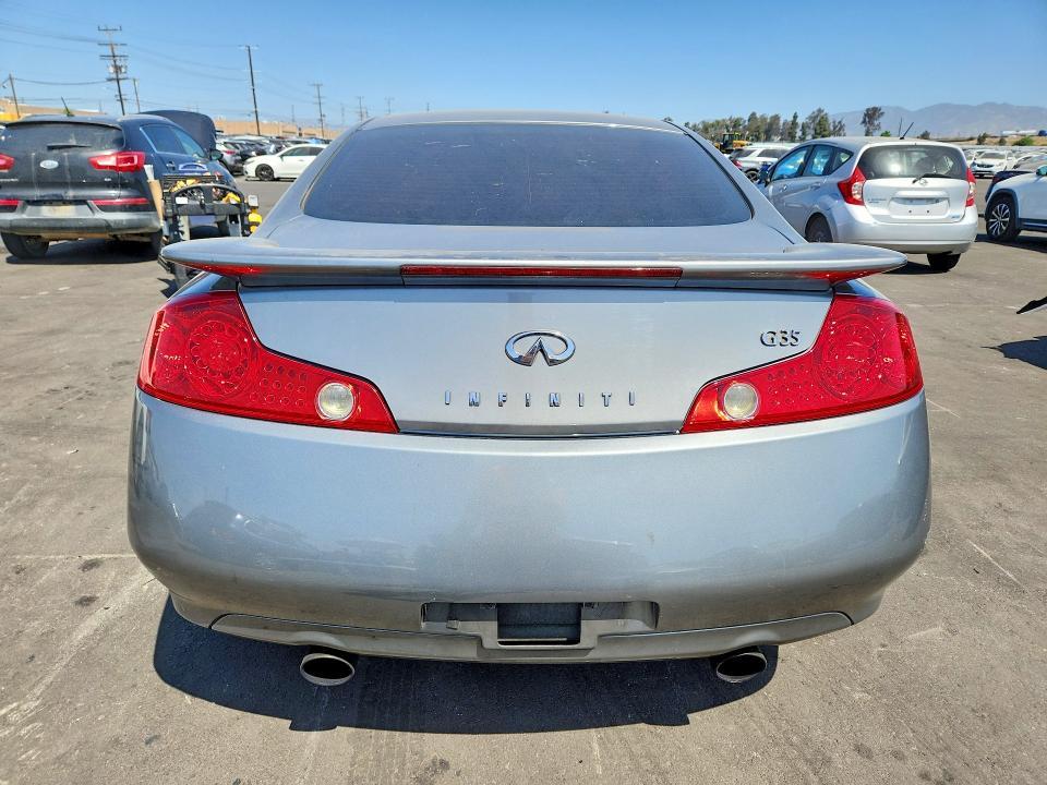 2003 Infiniti G35 Base