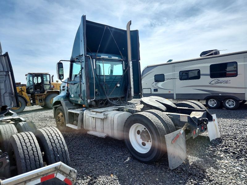 2016 Mack 600 CXU600