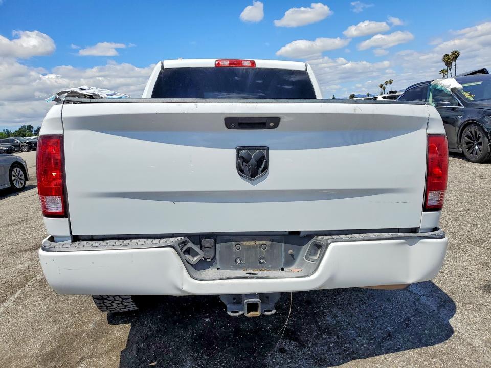 2015 Dodge Ram 1500 st