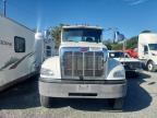 2017 Peterbilt 348