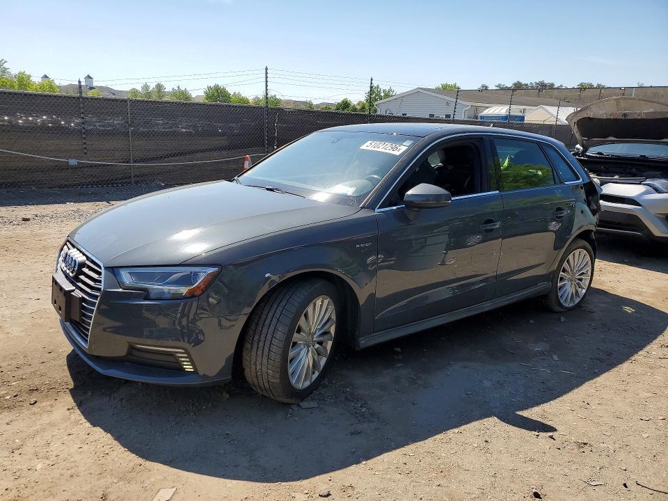 2017 Audi A3 E-tron Premium Plus
