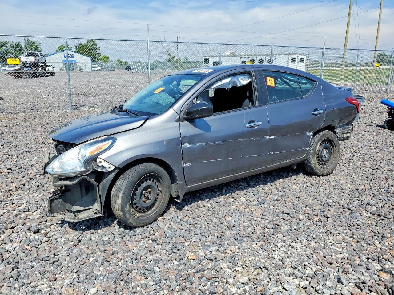 2016 Nissan Versa 1.6 sv