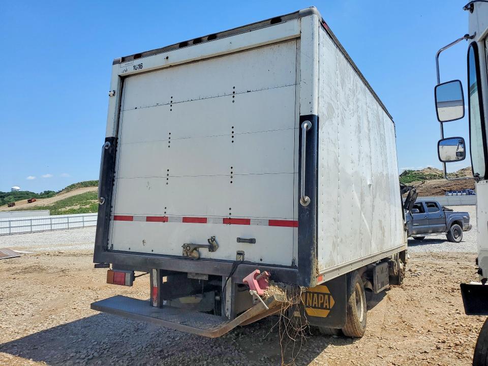 2016 Isuzu NPR HD