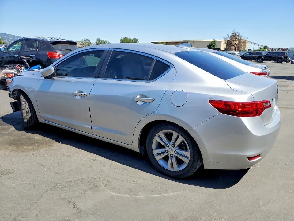 2013 Acura Ilx 20