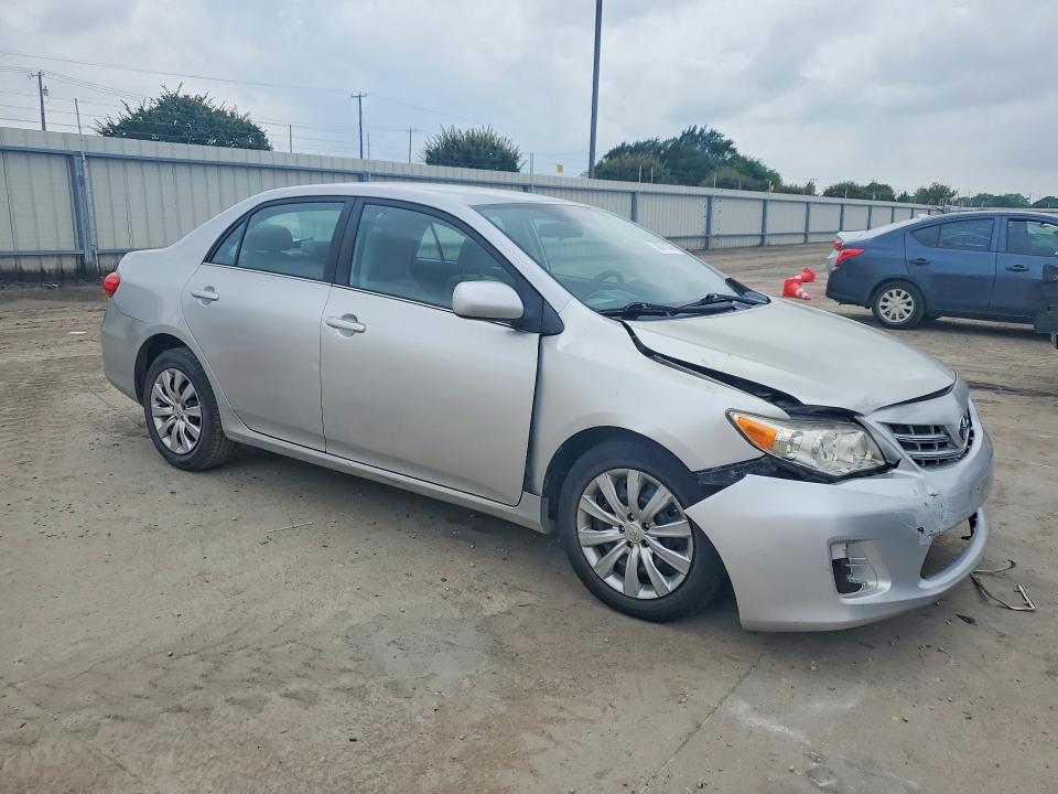 2013 Toyota Corolla le