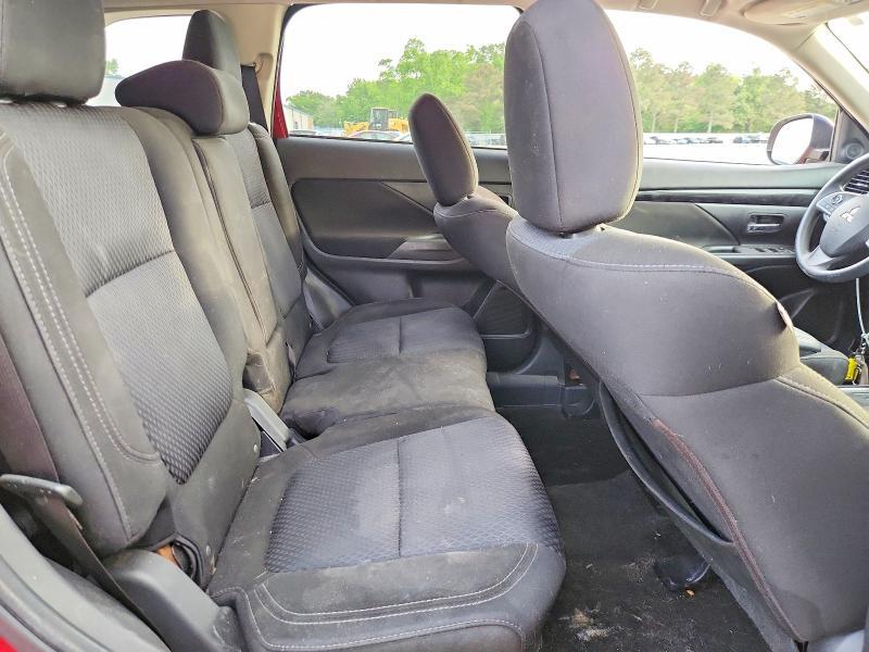 2019 Mitsubishi Outlander es