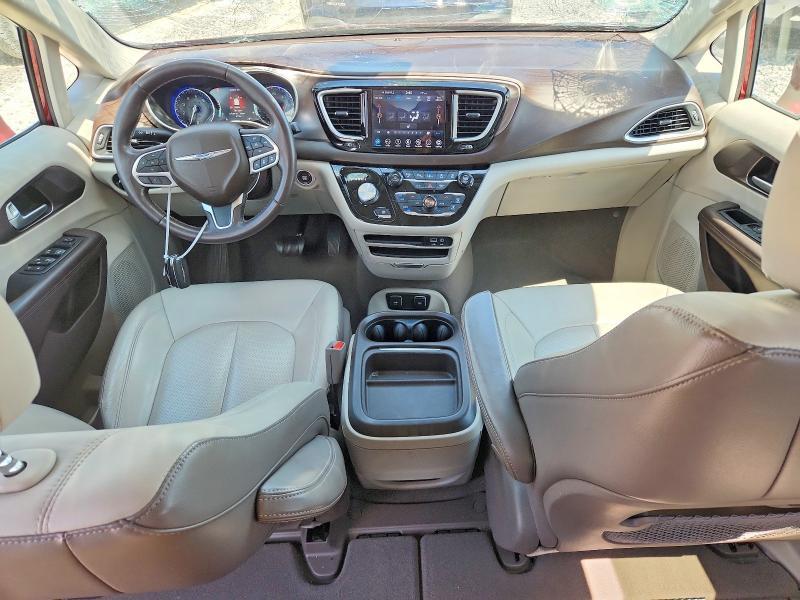 2018 Chrysler Pacifica Touring l