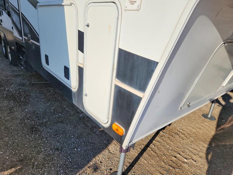 2013 Keystone Fuzion Camper