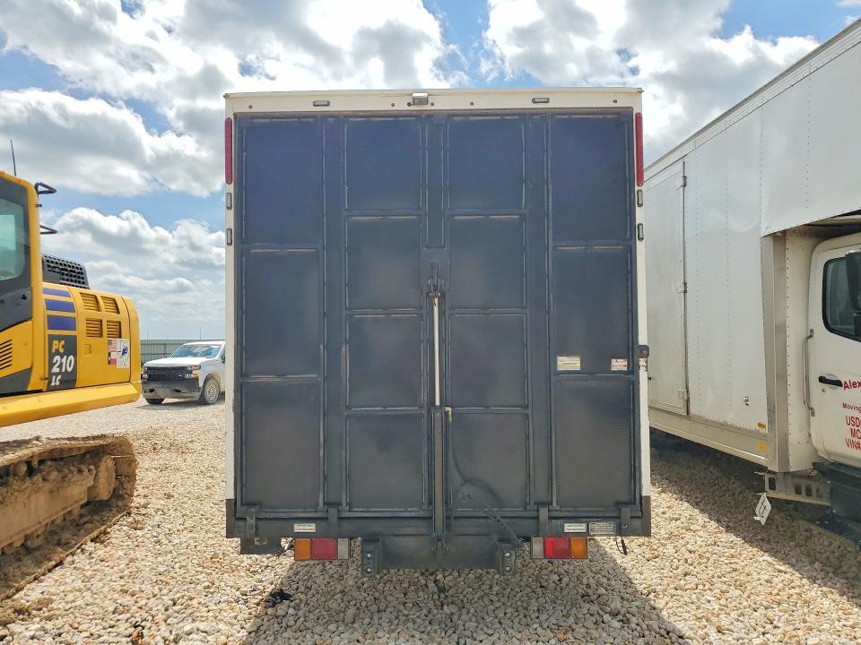 2018 Isuzu NQR BOX Truck